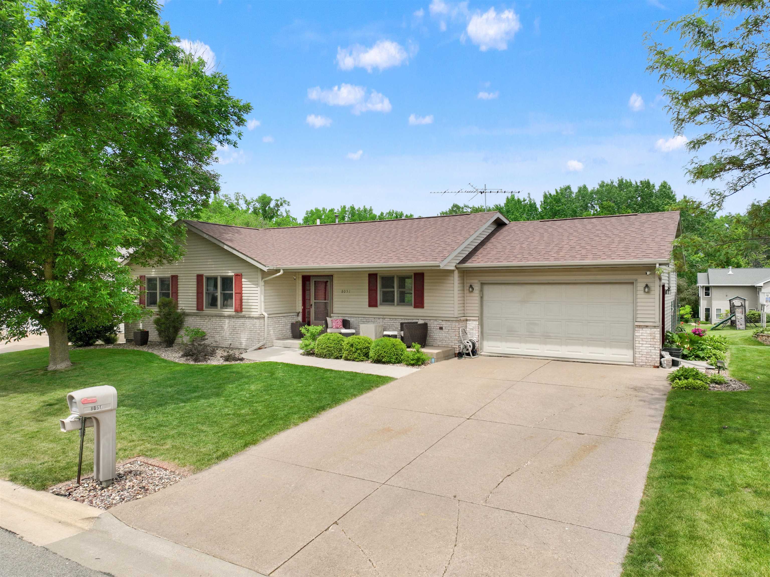 8051 Kalb Ridge Street