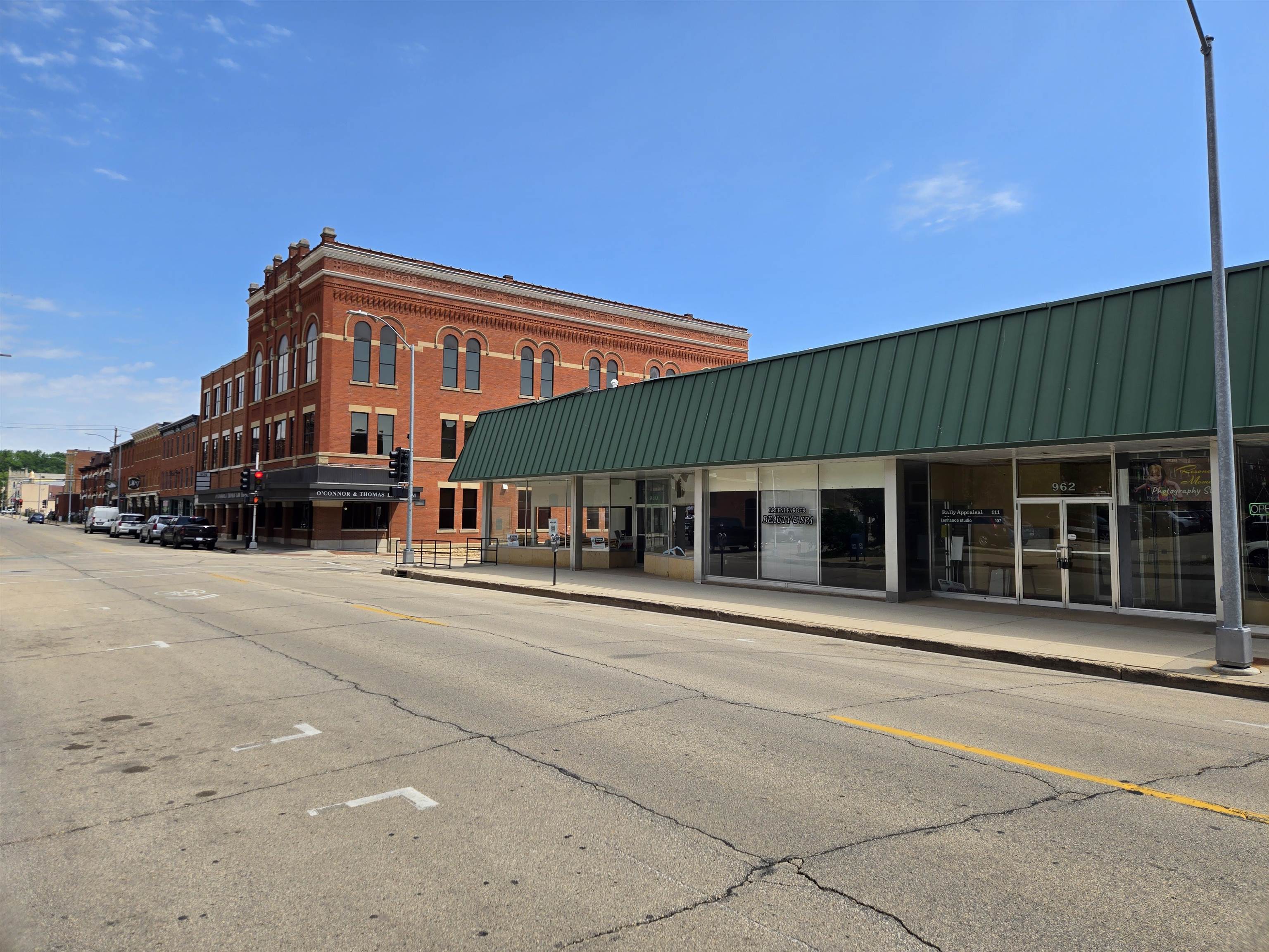 962-980 Main Street
