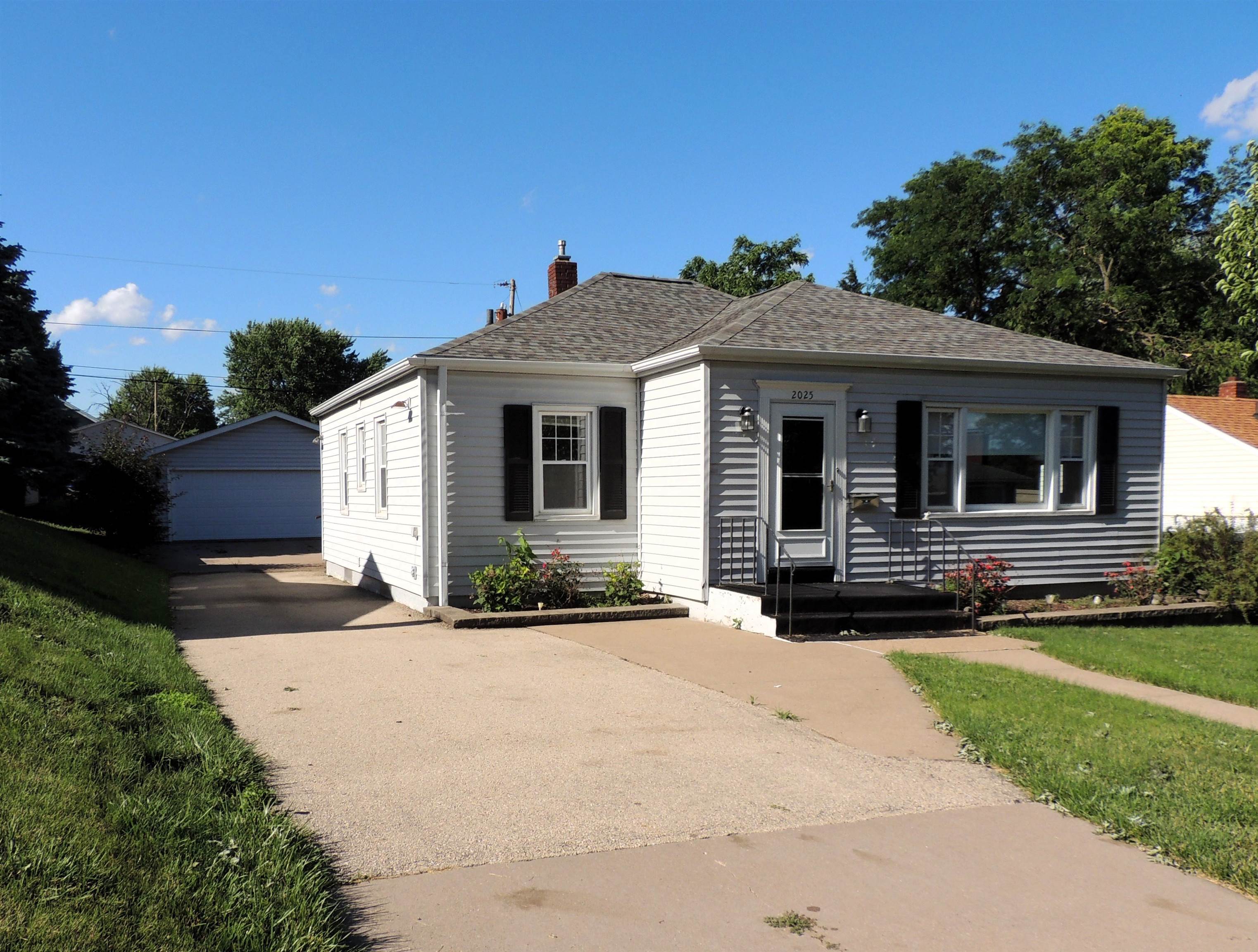 2025 W 3rd Street