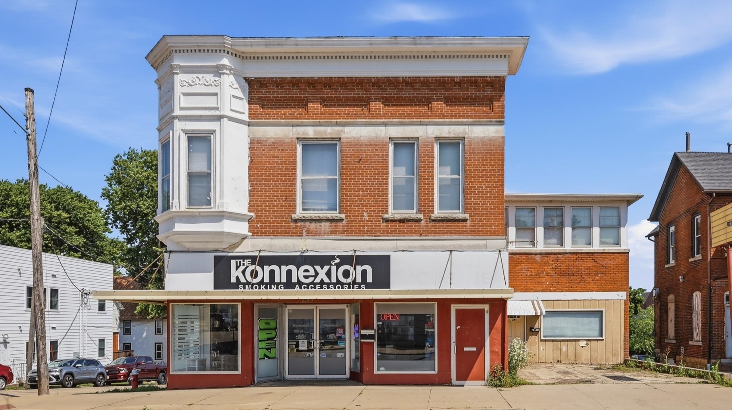 1097 University Avenue